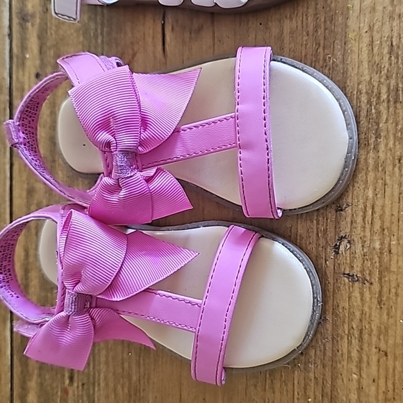 Girl' 2 sandals - Picture 3 of 6